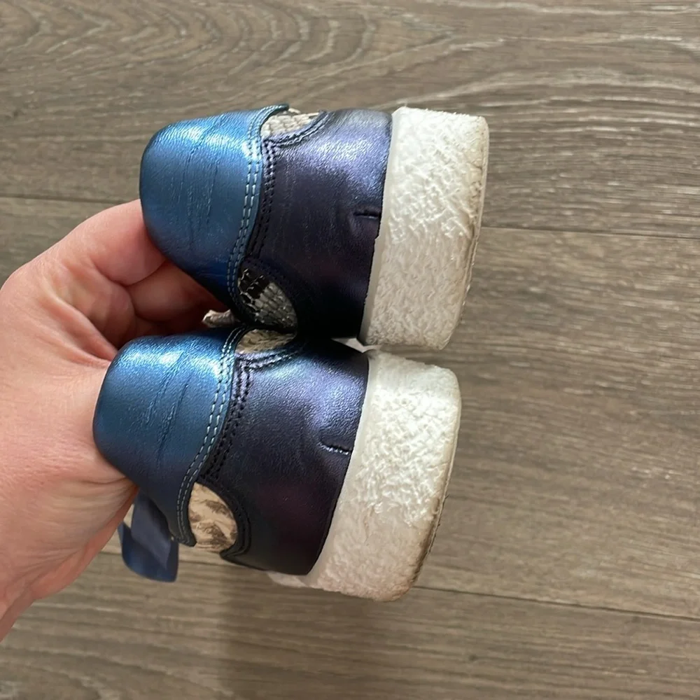 Softwaves Blue Python Print Sneaker - Picture 6 of 12